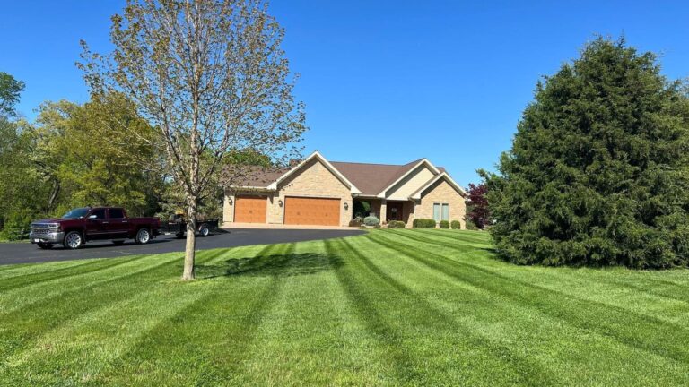 Green Lawn Stripes Kentucky